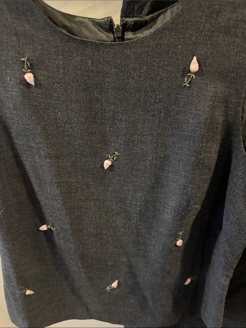 Liz Claiborne Dark Grey Denim-Look Skirt Set with Pink Bud Embroidery - Picture 4 of 9
